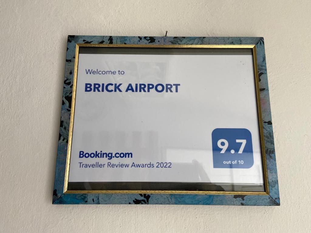 Апартаменты Brick Airport Кристьян Экстерьер фото